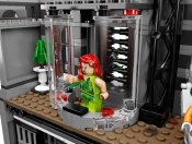 LEGO Vintage Super Heroes Arkham Asylum Breakout 10937