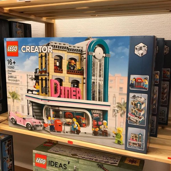 Nya Modulhuset Downtown Diner!