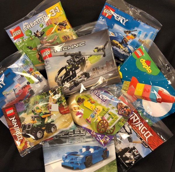 Massor av nya Polybags😍