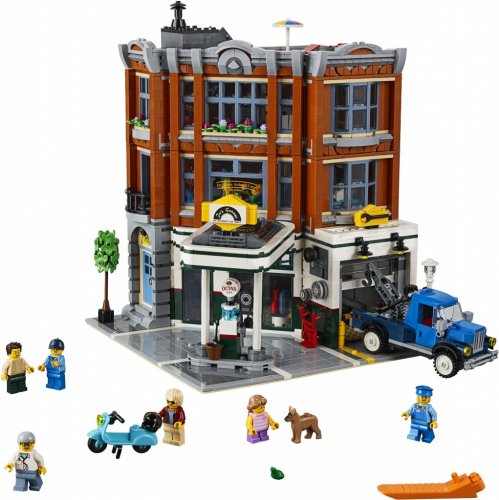 LEGO Creator Corner Garage 10264