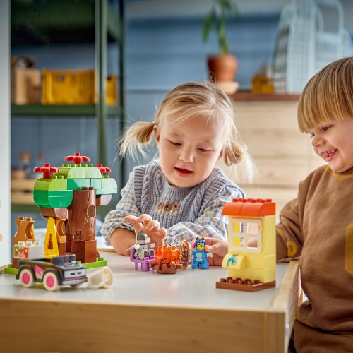 LEGO DUPLO Pizzatjejer med Muffin och Bluey 10469