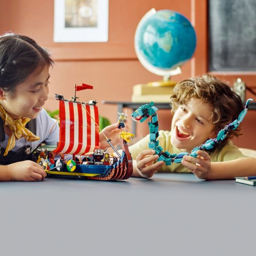 LEGO Creator Vikingaskepp och Midgårdsormen 31132