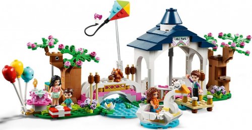 LEGO Friends Heartlake Citys park 41447