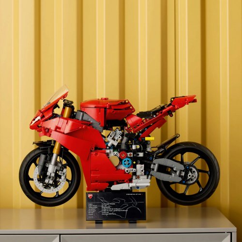 LEGO Technic Ducati Panigale V4 S motorcykel 42202