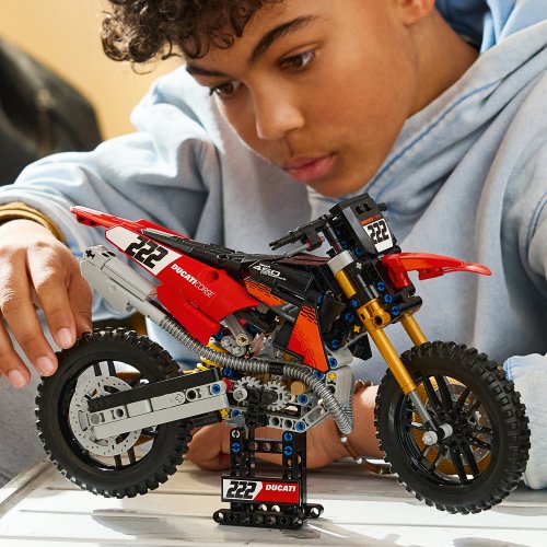 LEGO Technic Ducati Desmo450 MX Factory motorcykel 42238