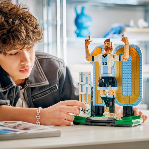 LEGO Editions Lionel Messi fotbollslegend 43015