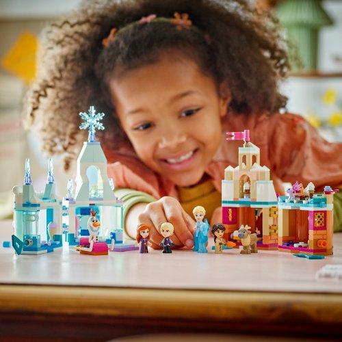 LEGO Disney Arendals slott och Elsas ispalats i miniformat 43278