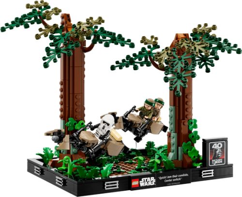 LEGO Star Wars Endor Speeder Chase Diorama 75353