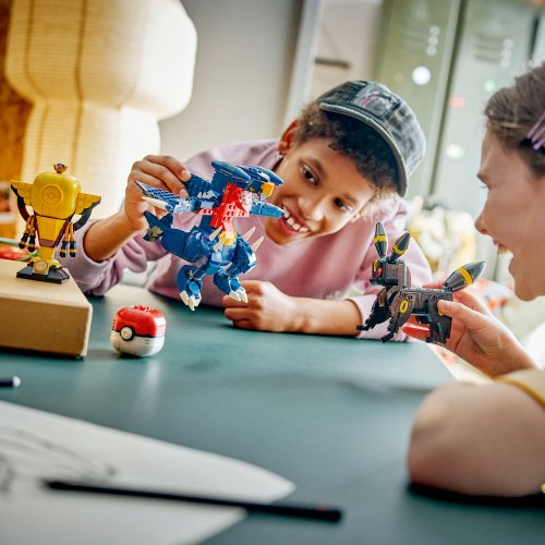 LEGO Pokémon SMART Play: Mästerskapsstrid med Umbreon mot Garchomp 72165
