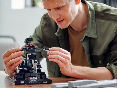 LEGO Star Wars Darth Vader Meditation Chamber 75296