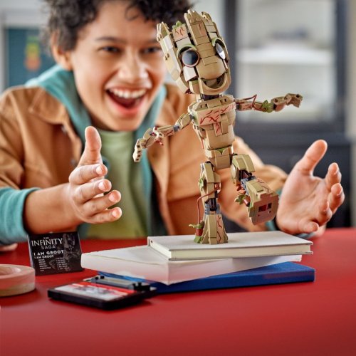 LEGO Super Heroes  Jag är Groot 76217