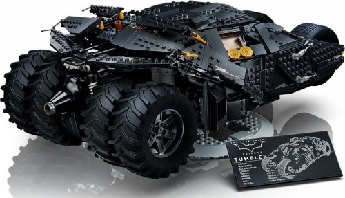 LEGO DC Batman Batmobile Tumbler 76240