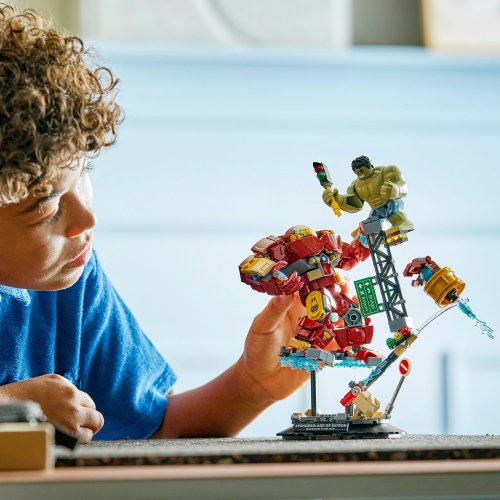 LEGO Super Heroes Episk strid Hulkbuster mot Hulk 76343