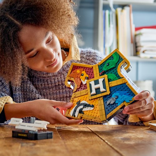 LEGO Harry Potter Hogwarts elevhemsvapen 76462