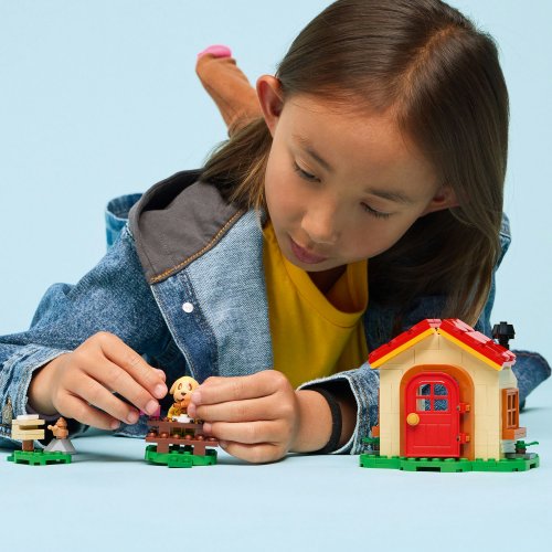 LEGO Animal Crossing Det mysiga huset där Goldie bor 77058