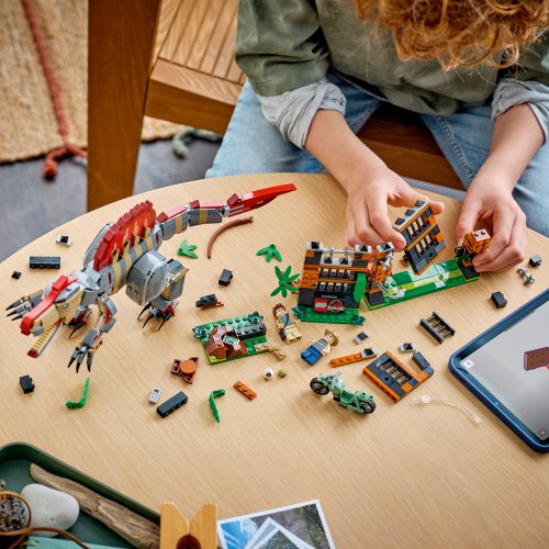 LEGO Jurassic World Dinosaurieflykt med spinosaurus 77982
