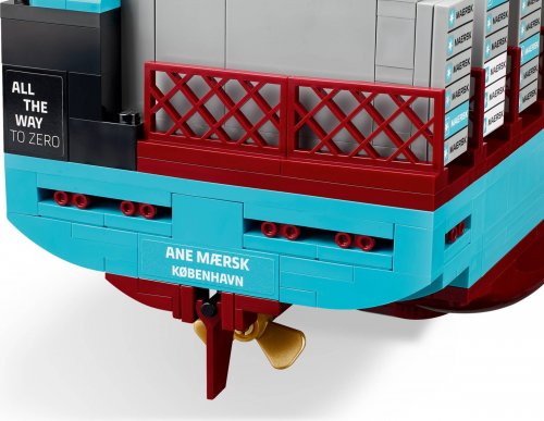 LEGO Maersk containerfartyg med dubbla bränslesystem 40955